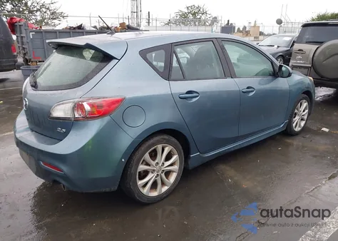 2010 Mazda Mazda3 S Sport z USA, uszkodzony, nr VIN JM1BL1H68A1289932